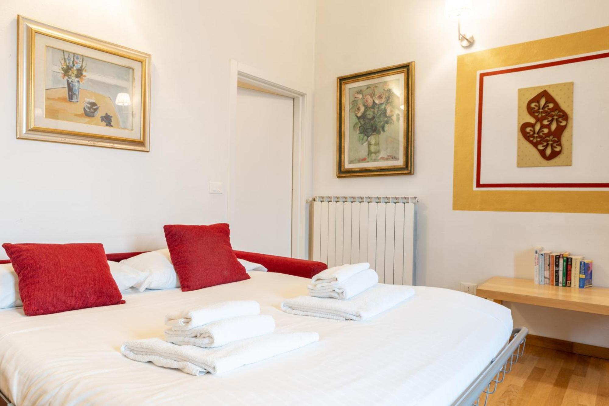 Sant'ambrogio - Michelangelo Apartment Florence